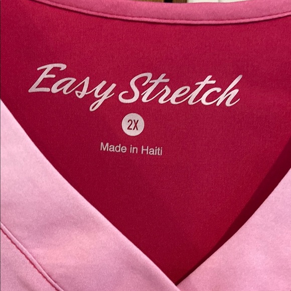 NWT! Easy Sketch Pink and Purple Ombre V-Neck scrub top size 2X! - Picture 2 of 4